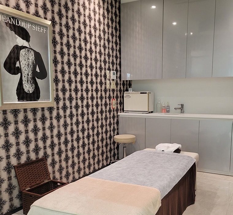 PLATINAS 南林間店