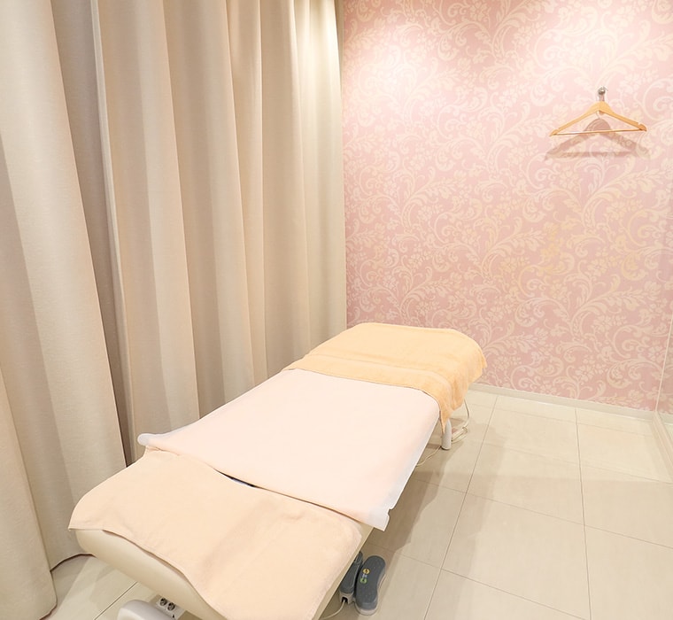 PLATINAS サンマルシェ店